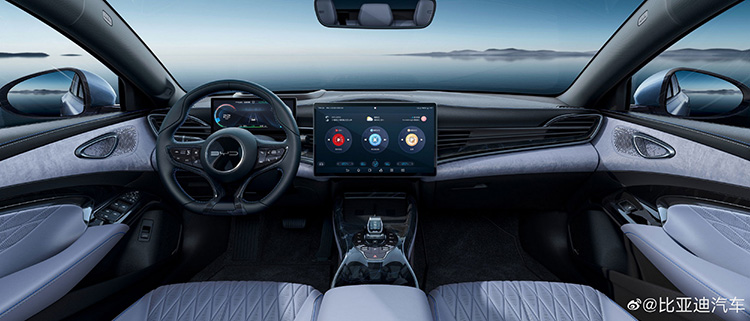BYD Seal интерьер