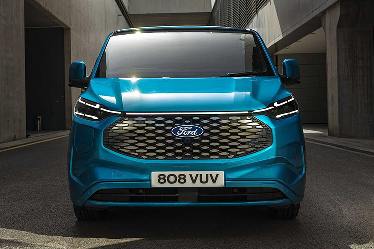 Ford E-Transit Custom