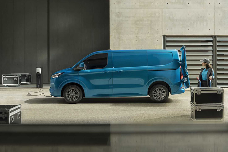 Ford E-Transit Custom