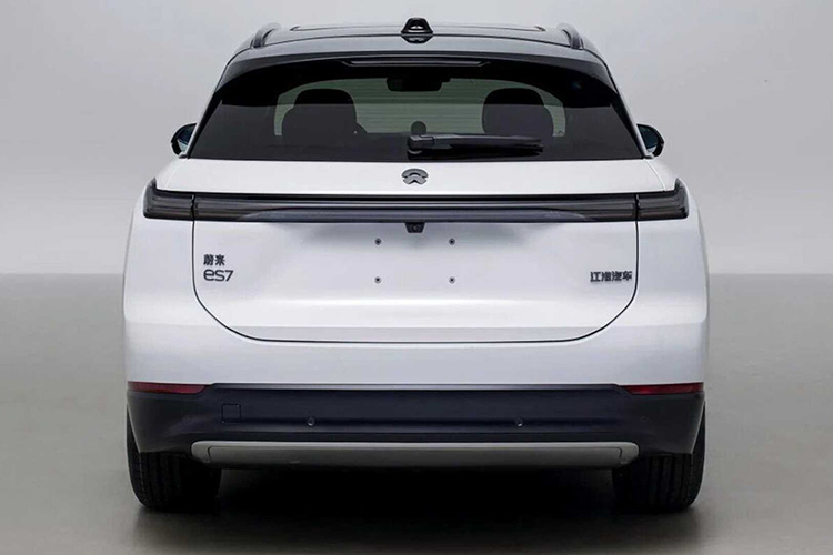 NIO ES7