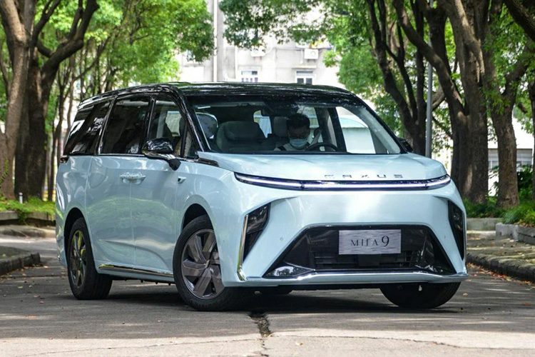 Maxus MIFA 9