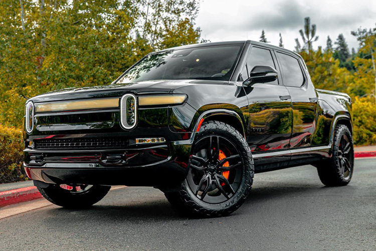 rivian r1t