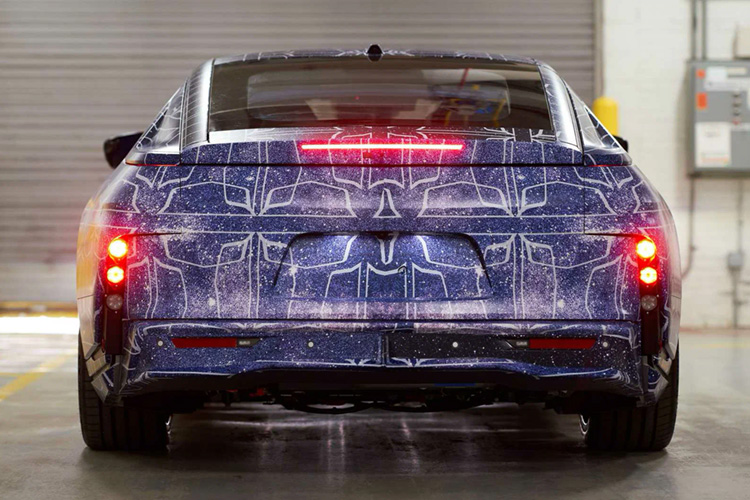 Cadillac Celestiq в камуфляже