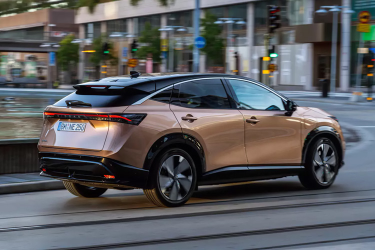 nissan ariya