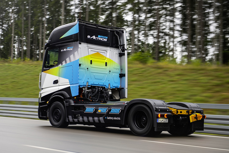 Mercedes-Benz eActros LongHaul