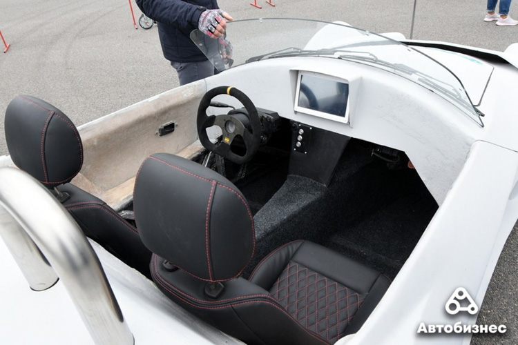 Белорусский электрический спорткар Electro Roadster