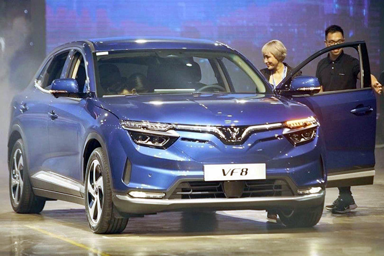 VinFast VF8