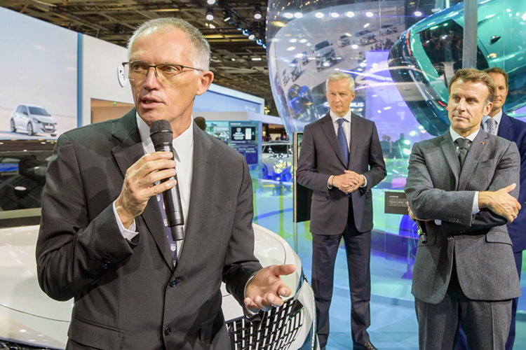 Карлос Таварес на Парижском автосалоне 2022