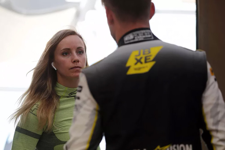 Микаэла Олин-Коттулински