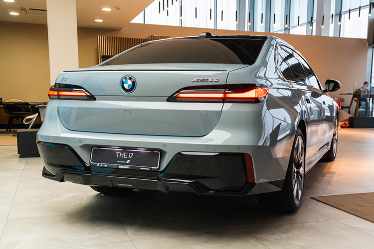 BMW i7 в Беларуси