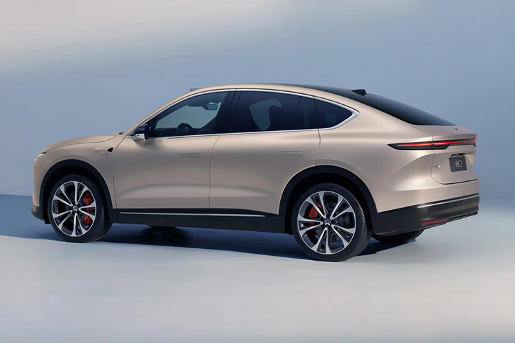 Nio EC7