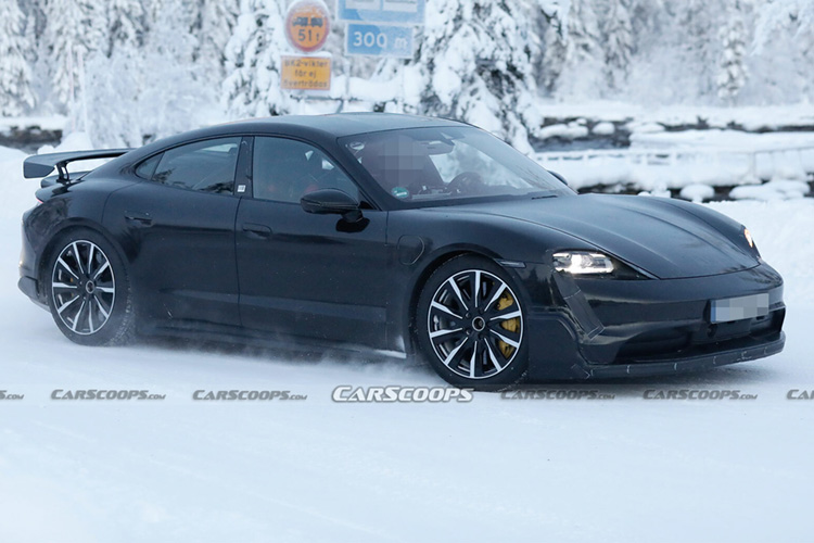 Porsche Taycan трёхмоторный