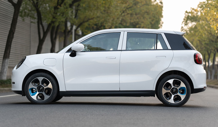 JAC EV3
