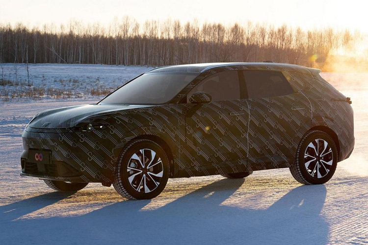 Lynk & Co 08