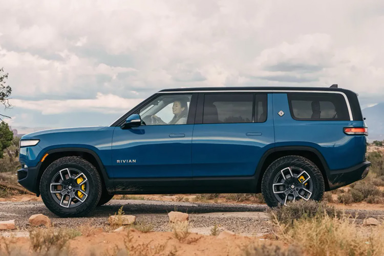 Rivian R1S
