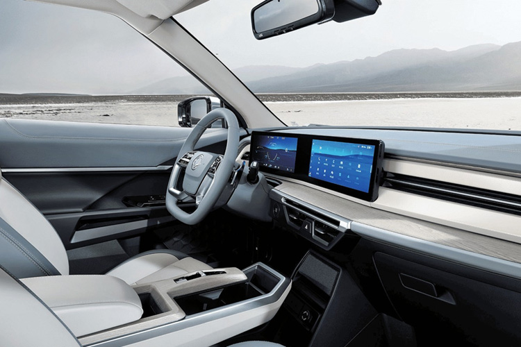 KG Mobility Torres EVX