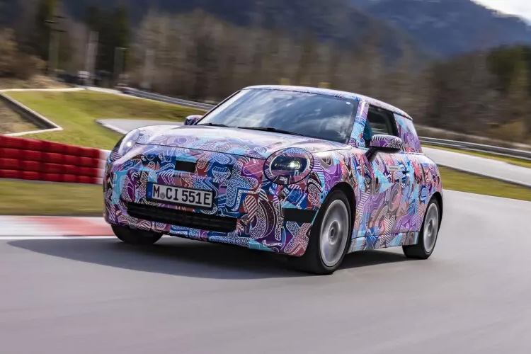 Mini Cooper Electric новый