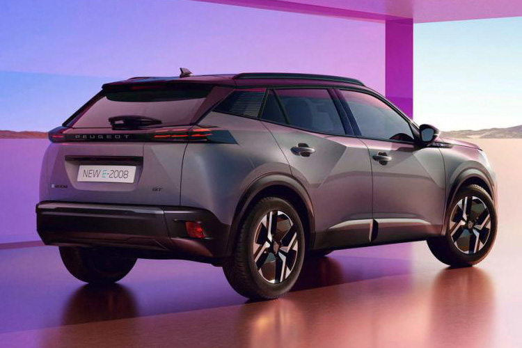 Peugeot E-2008