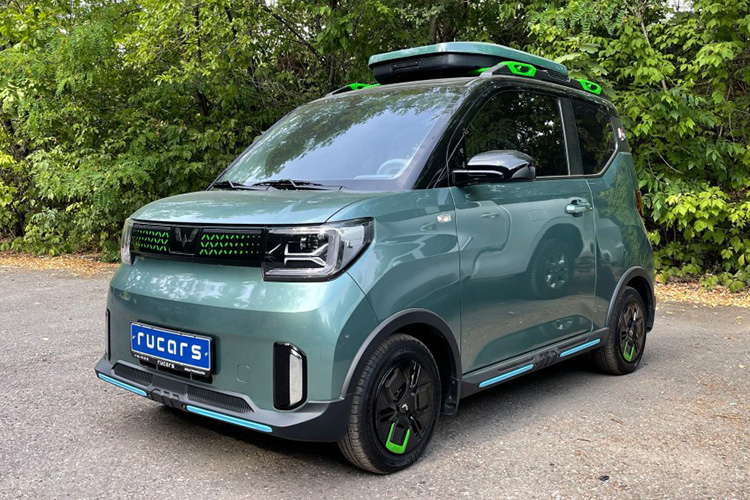 Wuling Hongguang Mini EV GameBoy
