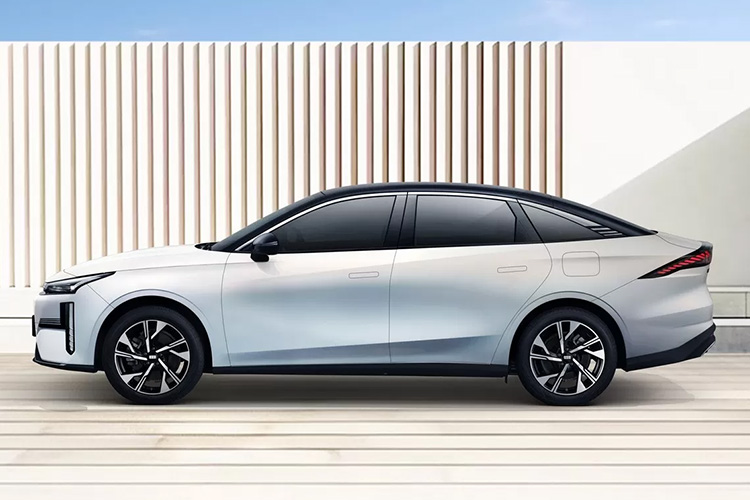 Geely Galaxy L6