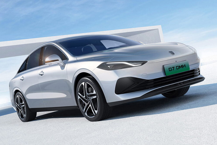 Roewe D7 DMH