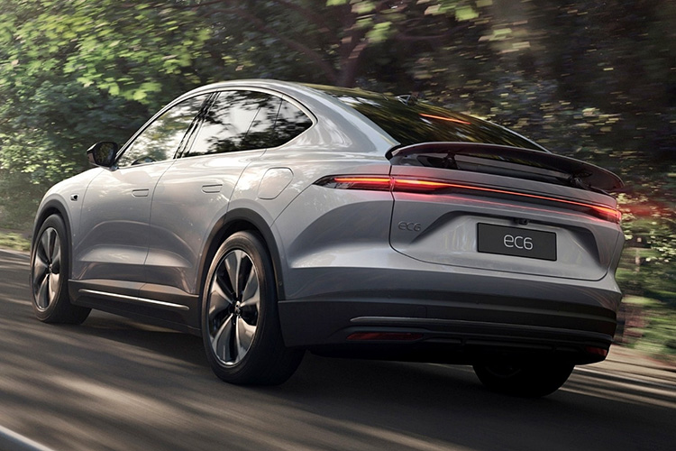 Nio EC6