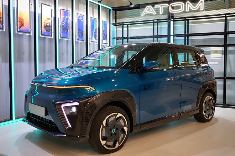 электрокар Атом