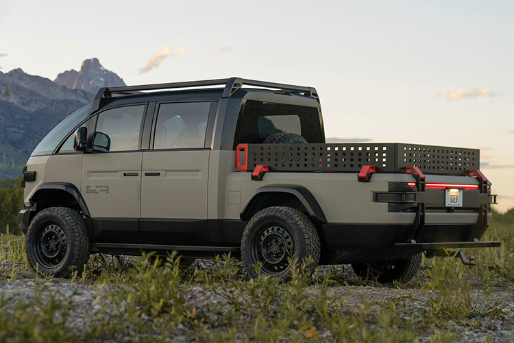 Canoo American Bulldog