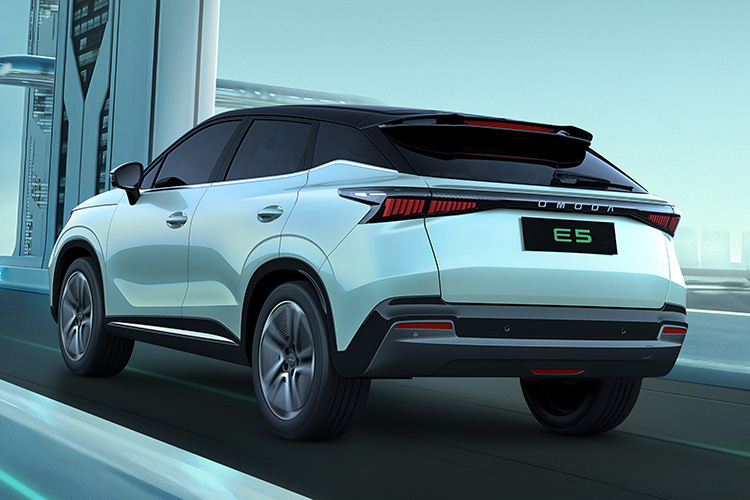 Omoda E5