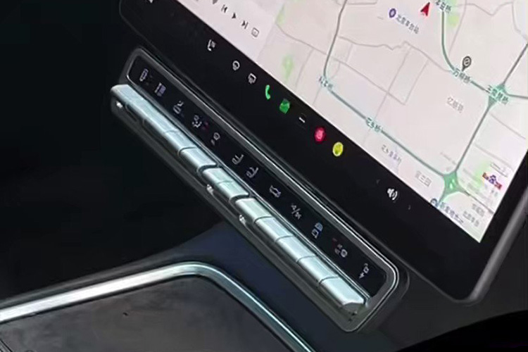 панель физических кнопок для Tesla