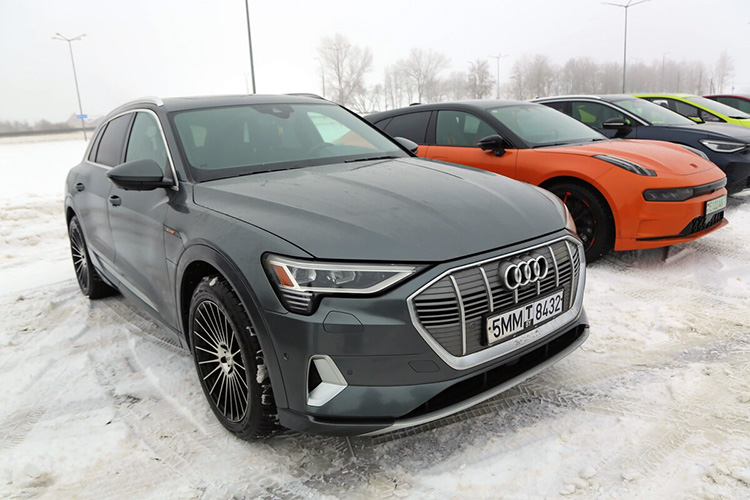 Audi e-tron