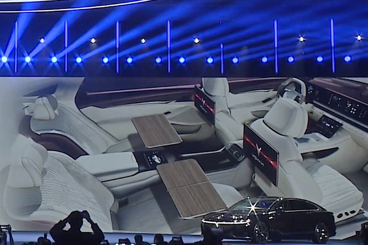Четырехместный Voyah Passion PHEV