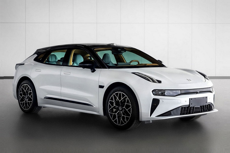 Обновленный Zeekr 001