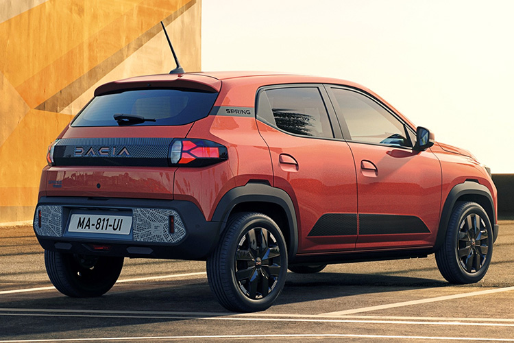 Обновлённый Dacia Spring