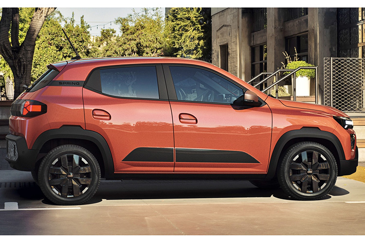 Обновлённый Dacia Spring