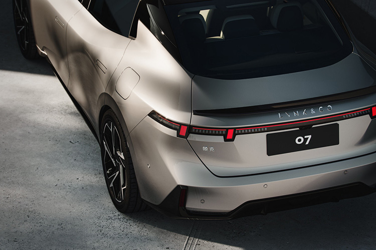 Lynk & Co 07
