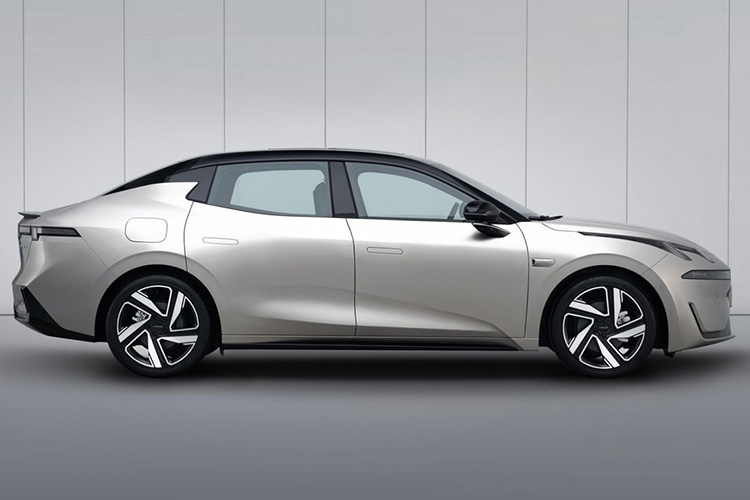 Lynk & Co 07