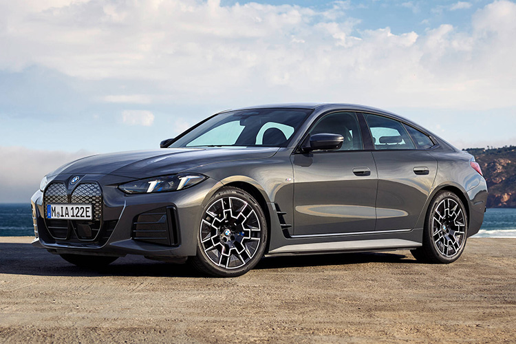BMW i4