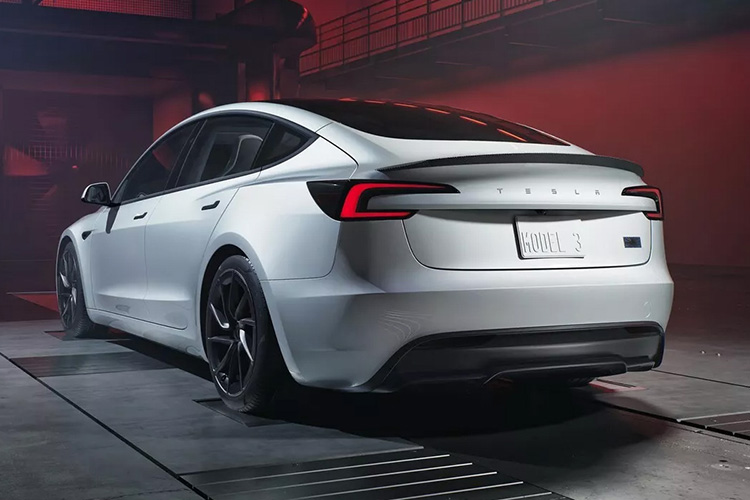 Tesla Model 3 Performance