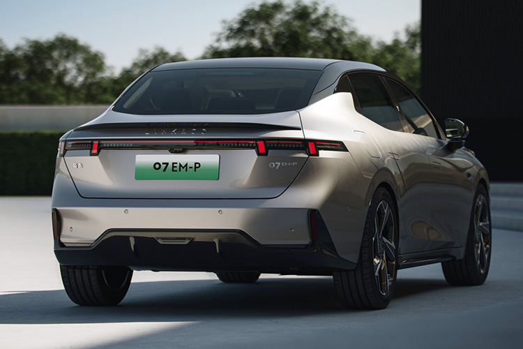 Lynk & Co 07