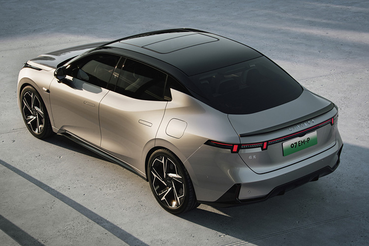 Lynk & Co 07
