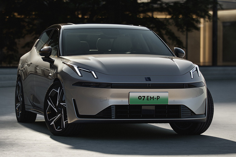 Lynk & Co 07