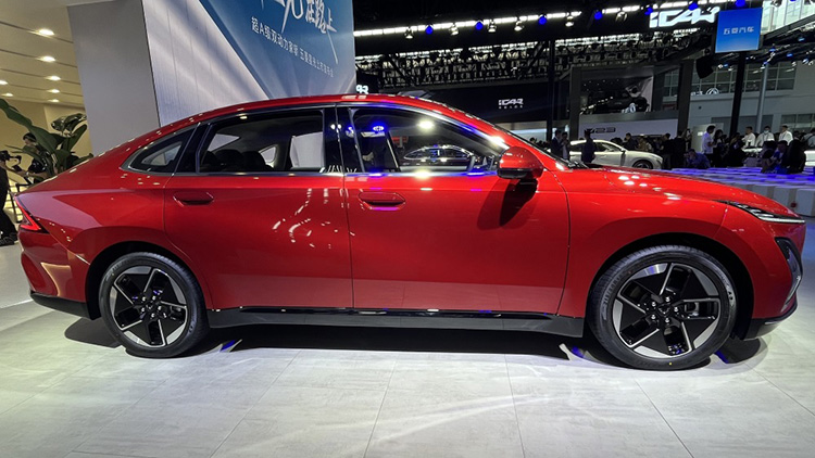 Wuling Starlight