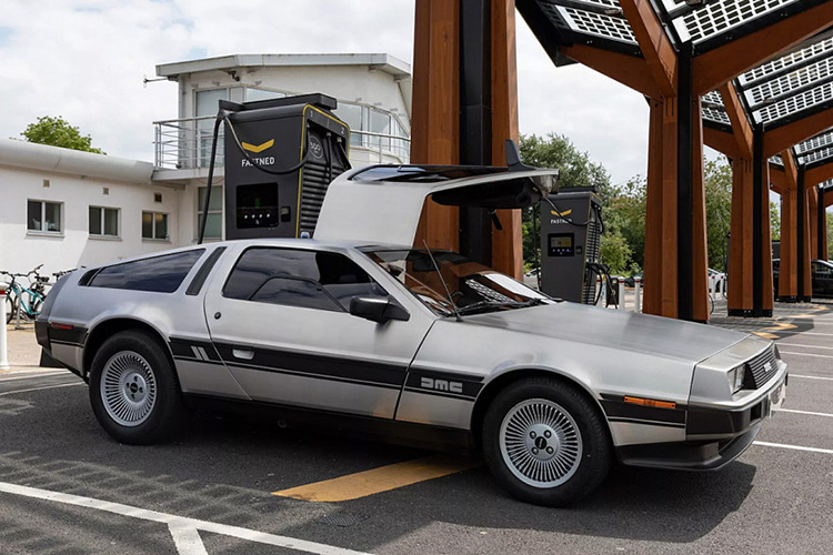 DeLorean DMC-12 Electrogenic