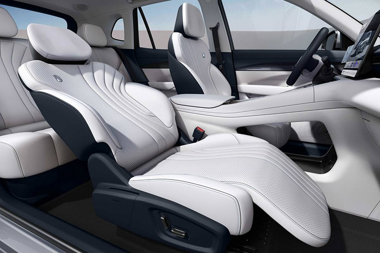 Geely Galaxy E5