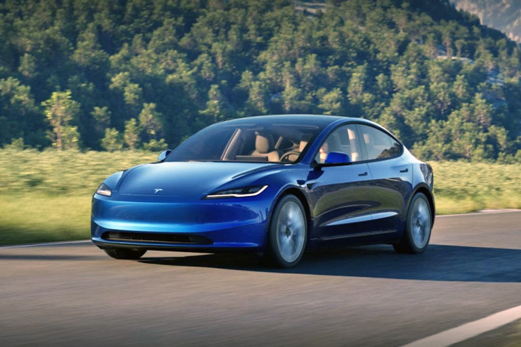 Tesla Model 3 Long Range RWD