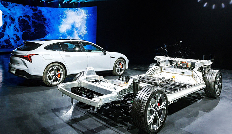 Neta S Shooting Brake