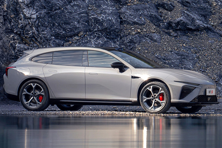 Neta S Shooting Brake