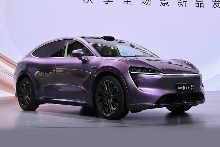 Luxeed R7
