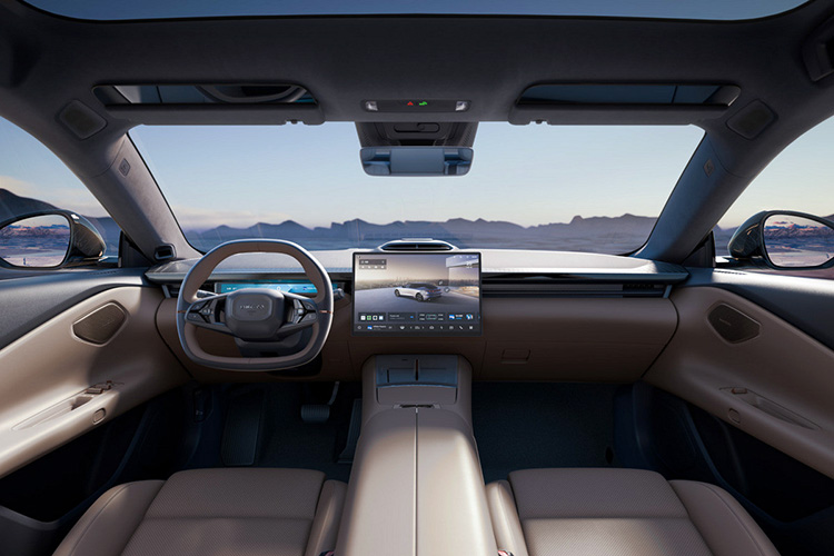 Lynk & Co Z10